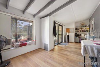 Listing image for 70 Spring Rd, Thornlie  WA  6108