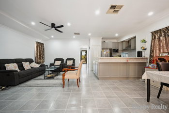 Listing image for 18 Parnell Way, CANNING VALE  WA  6155