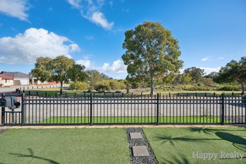 Listing image for 18 Parnell Way, CANNING VALE  WA  6155