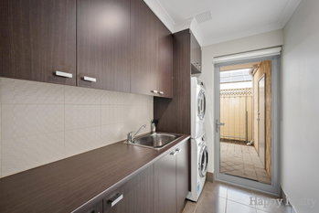 Listing image for 8 Ecru Court, SOUTHERN RIVER  WA  6110