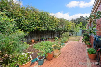 Listing image for 4 Rudd Cove, CANNING VALE  WA  6155