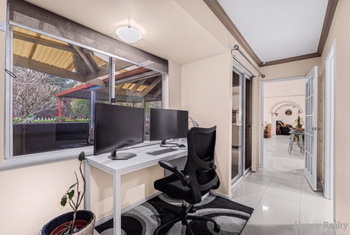 Listing image for 3 St Michaels Green, CANNING VALE  WA  6155