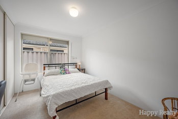 Listing image for 15 Teakwood Loop, THORNLIE  WA  6108