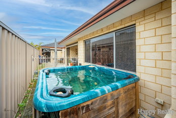 Listing image for 18 Parnell Way, CANNING VALE  WA  6155