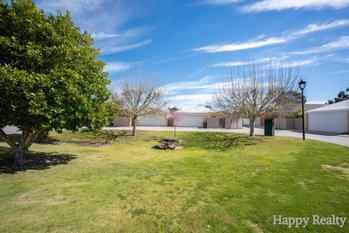 Listing image for 18 Parnell Way, CANNING VALE  WA  6155