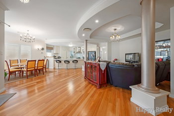 Listing image for 20 Christchurch Boulevard, CANNING VALE  WA  6155