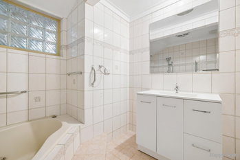 Listing image for 22 Yulan Court, HUNTINGDALE  WA  6110