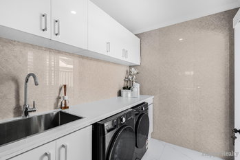 Listing image for 4 Welford Promenade, SOUTHERN RIVER  WA  6110