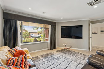 Listing image for 12 Tipuana Place, THORNLIE  WA  6108