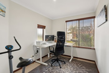 Listing image for 12 Tipuana Place, THORNLIE  WA  6108