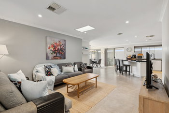 Listing image for 12 Tipuana Place, THORNLIE  WA  6108