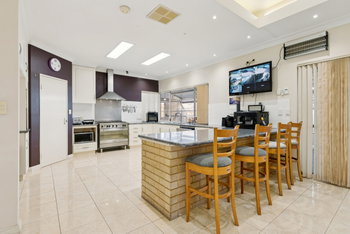Listing image for 3 Thomasia St, Huntingdale  WA  6110