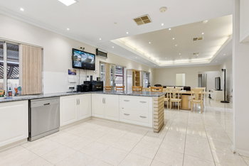 Listing image for 3 Thomasia St, Huntingdale  WA  6110