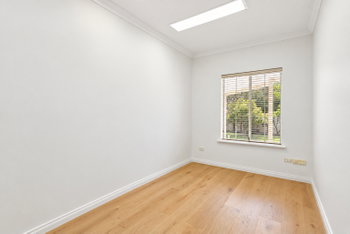 Listing image for 3 Thomasia St, Huntingdale  WA  6110