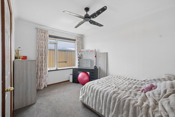Listing image for 6 Victoria Court, THORNLIE  WA  6108