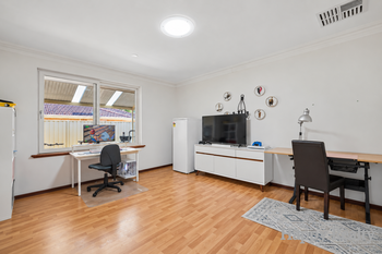 Listing image for 6 Victoria Court, THORNLIE  WA  6108