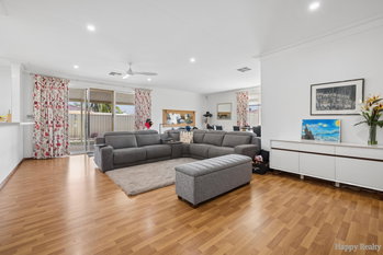 Listing image for 6 Victoria Court, THORNLIE  WA  6108