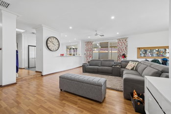 Listing image for 6 Victoria Court, THORNLIE  WA  6108