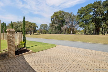 Listing image for 6 Victoria Court, THORNLIE  WA  6108