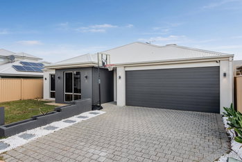 Listing image for 4 Welford Promenade, SOUTHERN RIVER  WA  6110