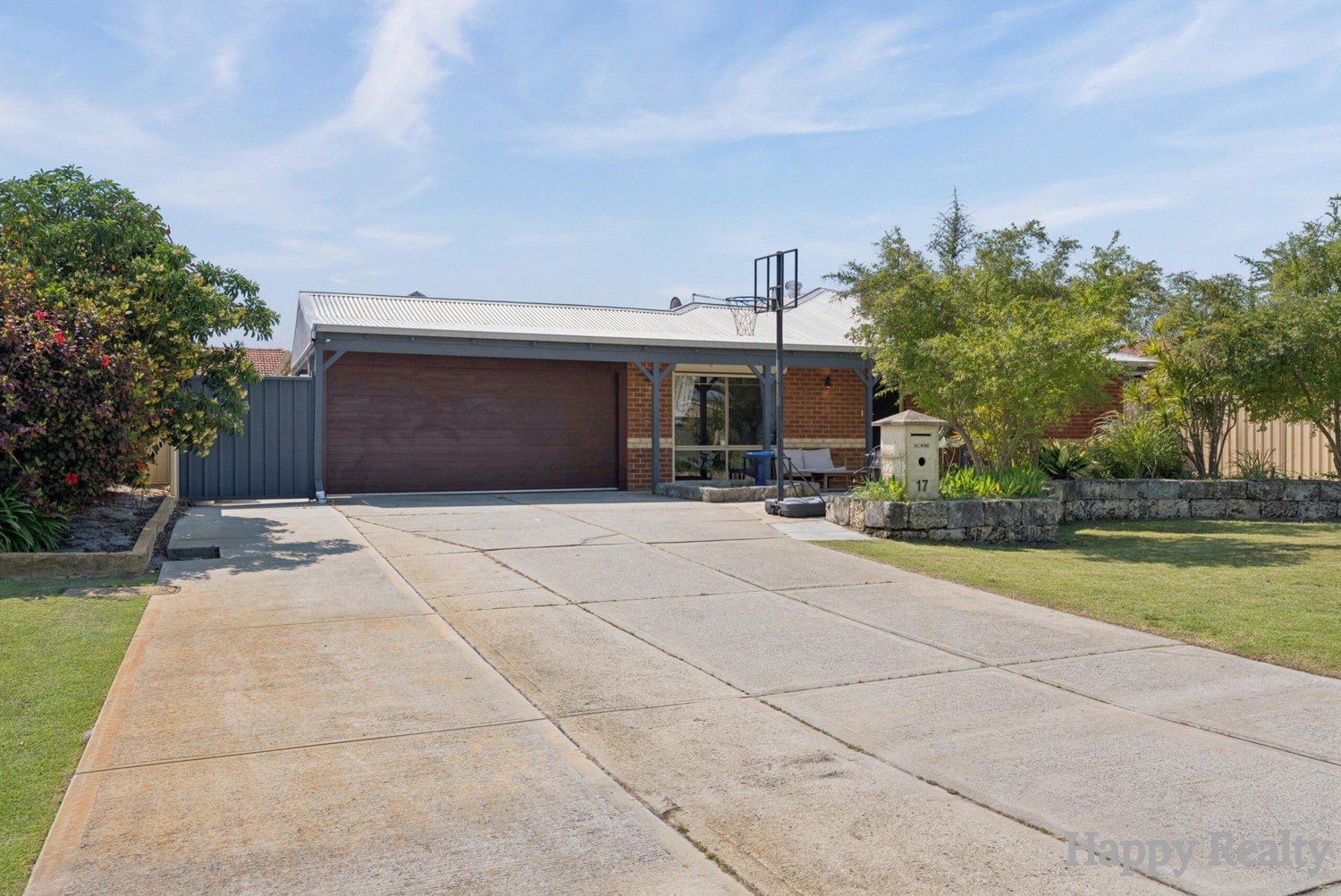 Listing image for 17 Wisteria Place, THORNLIE  WA  6108