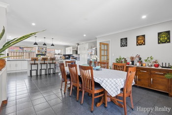 Listing image for 17 Wisteria Place, THORNLIE  WA  6108