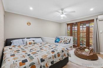 Listing image for 17 Wisteria Place, THORNLIE  WA  6108