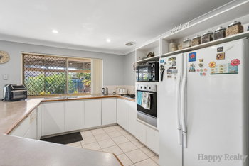 Listing image for 18 Wisteria Place, THORNLIE  WA  6108