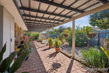 Listing image for 18 Wisteria Place, THORNLIE  WA  6108