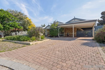 Listing image for 18 Wisteria Place, THORNLIE  WA  6108