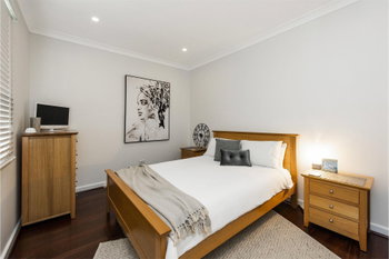 Listing image for 49 Jinda Road, Koongamia  WA  6056
