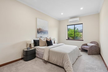 Listing image for 14 Corriedale Place, THORNLIE  WA  6108