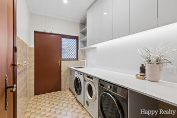 Listing image for 14 Corriedale Place, THORNLIE  WA  6108