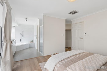 Listing image for 48 West End Parade, CANNING VALE  WA  6155