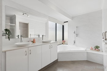 Listing image for 48 West End Parade, CANNING VALE  WA  6155