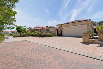 Listing image for 16 Jubaea Court, CANNING VALE  WA  6155