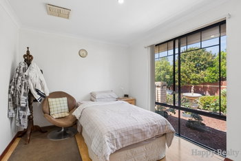 Listing image for 16 Jubaea Court, CANNING VALE  WA  6155