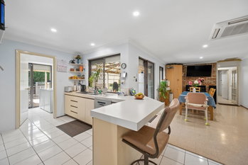 Listing image for 8 Majestic Court, THORNLIE  WA  6108