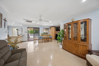 Listing image for 8 Majestic Court, THORNLIE  WA  6108