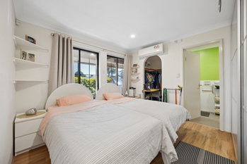 Listing image for 8 Majestic Court, THORNLIE  WA  6108