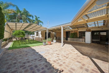 Listing image for 8 Majestic Court, THORNLIE  WA  6108