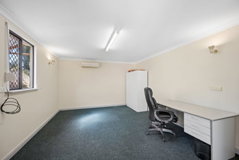 Listing image for 8 Majestic Court, THORNLIE  WA  6108