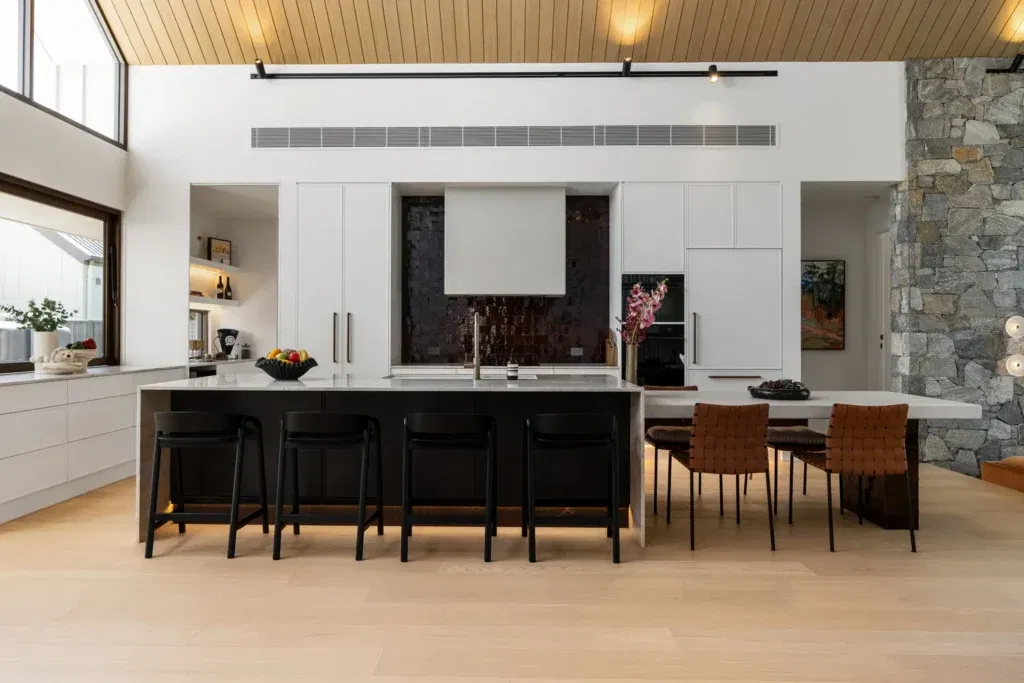 Why now is the time to sell before the Christmas slowdown