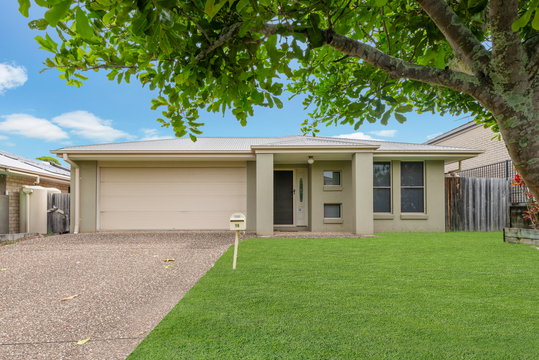 14 Highview Tce, Murrumba Downs
