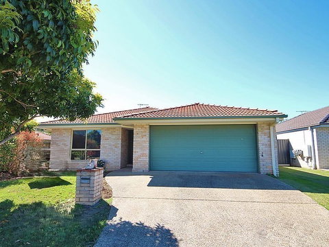 63 Glass House Cct, Kallangur