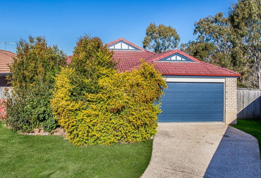 9 Lydia Ct, Deception Bay