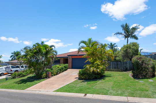 21 Turquoise Crescent, Griffin