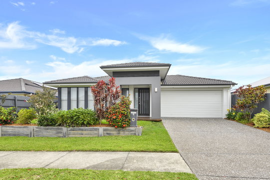 9 Gordon Crescent, Mango Hill