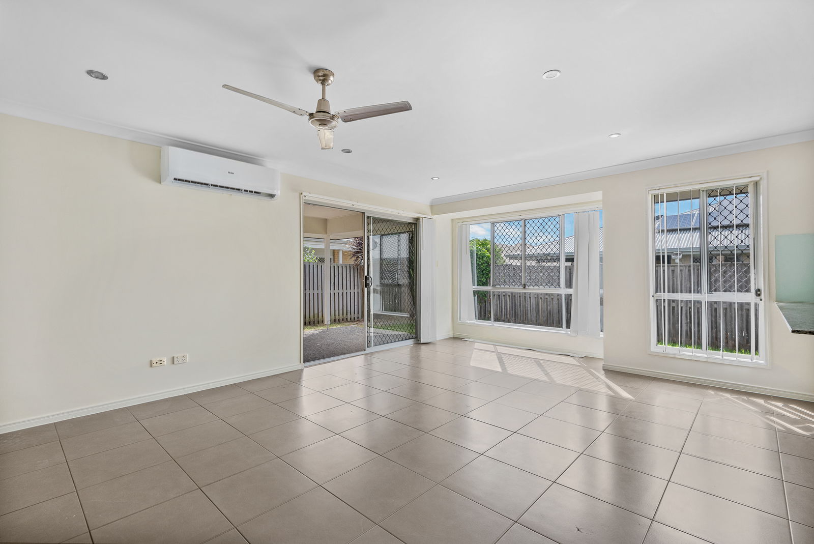 Listing image for 18 Cyan Ct, Morayfield  QLD  4506