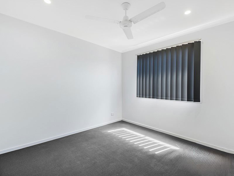 Listing image for 2/13 Weedbrook St, Park Ridge  QLD  4125